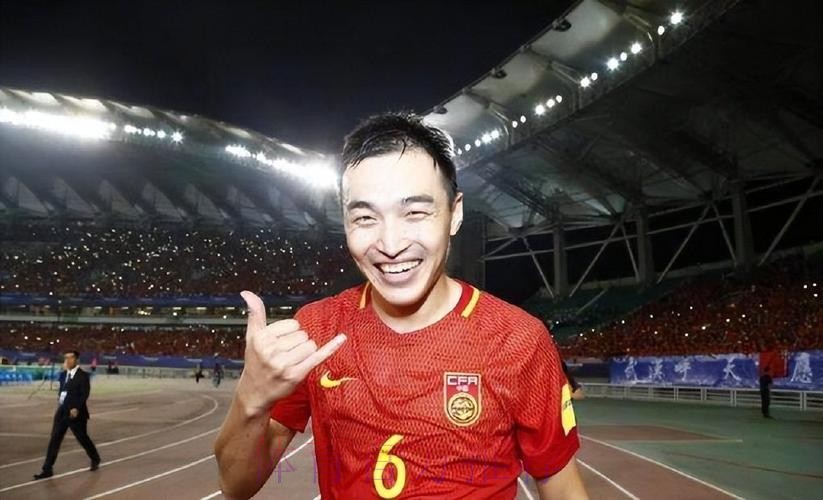 冯潇霆：主场怎么输的，这场就怎么赢回来！